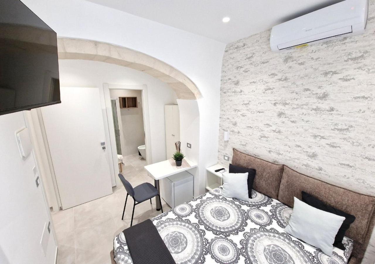 B&B Tra Le Vie Del Borgo Вьесте Экстерьер фото